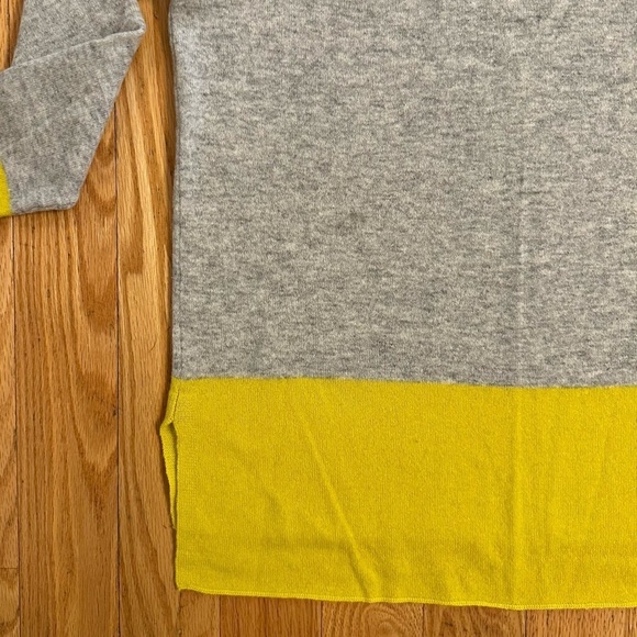 VINCE Colorblock Cashmere Sweater Small Gray Yellow Pullover Long Sleeve Women's - Picture 6 of 6